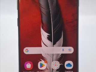 predam-telefon-samsung-galaxy-s10-dvojity-sim