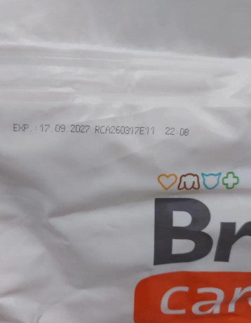 granule-brit-care-adult-hypoallergenic-12kg-big-1
