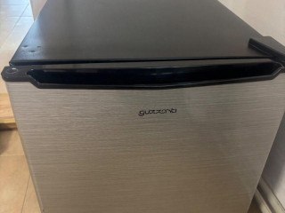 predam-chladnicku-guzzanti