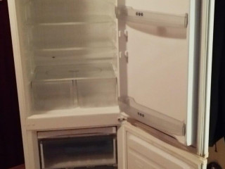 predam-chladnicku-s-mraznickou-whirlpool