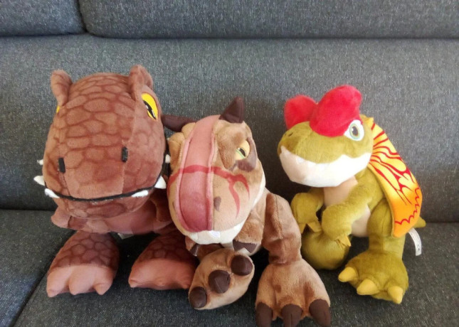 plysak-dinosauriky-big-4