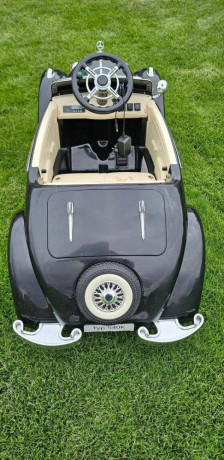 auto-na-dialkove-ovladanie-mercedes-540k-big-3