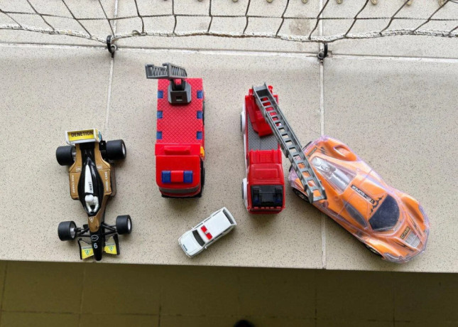 sada-starsich-modelov-aut-rc-auto-bez-ovladaca-big-3