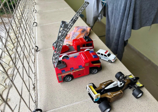 sada-starsich-modelov-aut-rc-auto-bez-ovladaca-big-2
