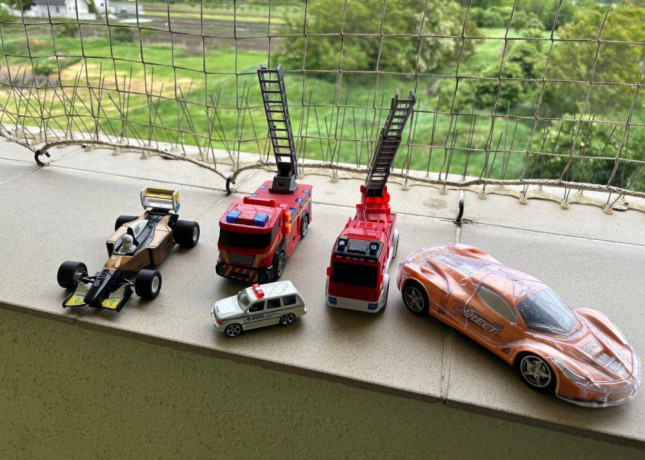 sada-starsich-modelov-aut-rc-auto-bez-ovladaca-big-0