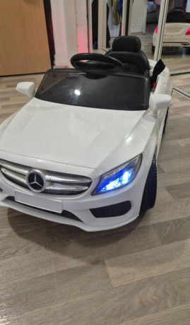 auticko-mercedes-big-0