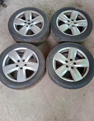 chevrolet-orlando-hlinikove-kolesa-r17-big-0