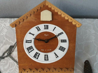 kukuckove-hodiny-majak-zssr