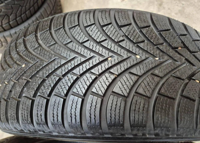 21555-r17-zimne-2-ks-maxxis-dezen-84-mm-dot2024-big-2