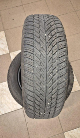 nokian-celorocne-185-60-r15-big-0