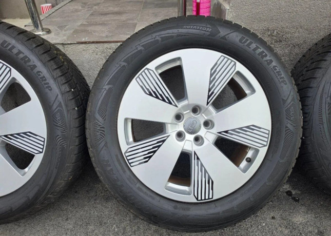 zimne-kolesa-audi-e-tron-etron-5x112-r19-25555-r19-big-3