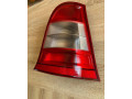 predam-zadne-prave-svetlo-na-mercedes-benz-small-1