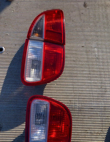 predam-zadne-svetla-na-seat-leon-1-big-4