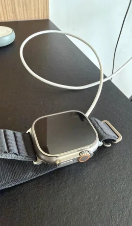 apple-watch-ultra-1gen-big-1