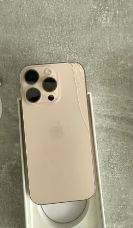 iphone-16-pro-big-3