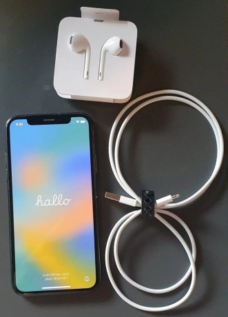apple-iphone-x-256gb-space-gray-100-funkcny-odhlaseny-big-0