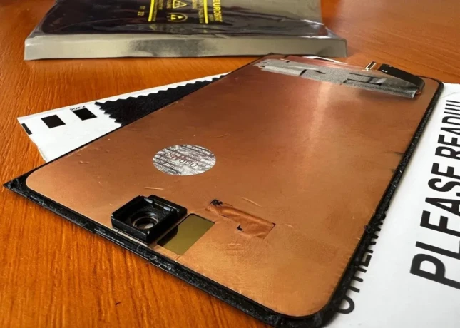 predny-display-google-pixel-fold-big-4
