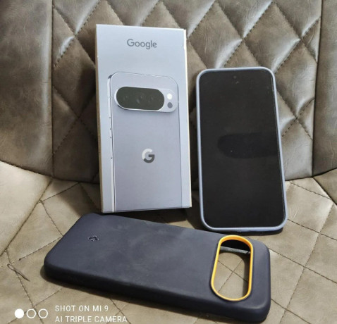 google-pixel-10-pro-xl-256gb-moonstone-big-3