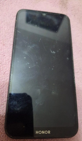 honor-8s-232gb-android-9-big-4
