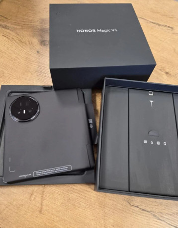 honor-magic-v5-big-1