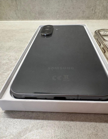 samsung-a56-5g-256gb-big-3