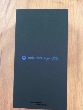 motorola-signature-big-1