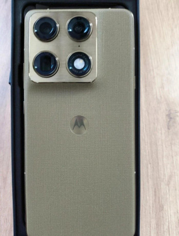 motorola-signature-big-0