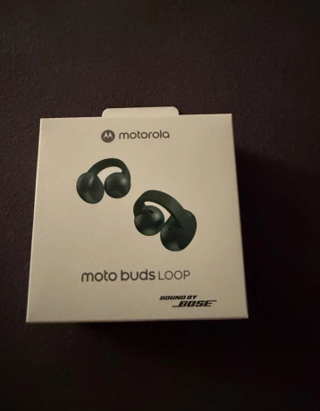 motorola-moto-buds-loop-sound-by-bose-big-0