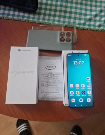 motorola-edge-60-pro-big-0