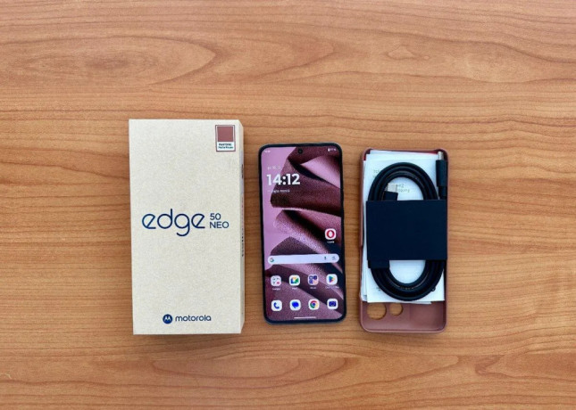 motorola-edge-50-neo-8gb256gb-mocha-top-zaruka-big-0