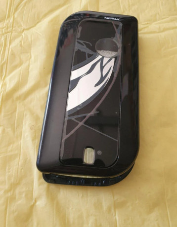 kryty-nokia-7610-n73-big-4