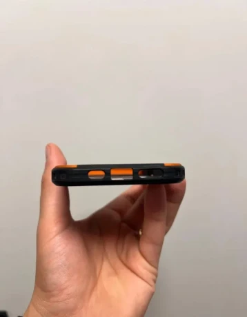 uag-magsafe-obal-na-iphone-13-pro-big-2