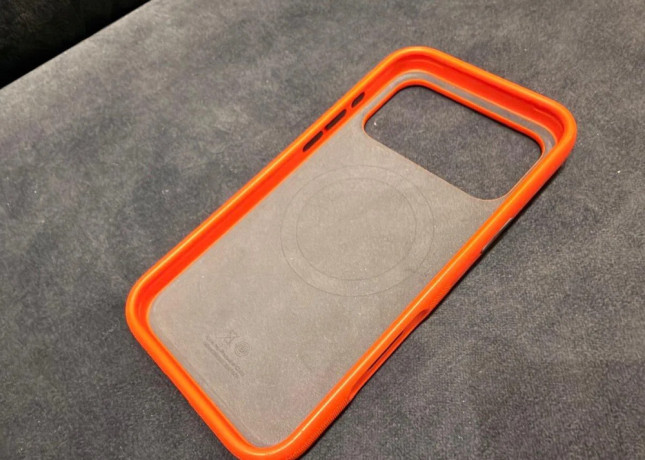 obal-beats-iphone-17-big-4