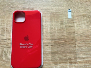 iphone-14-plus-cerveny-sklo-zadarmo