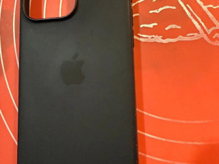 originalny-apple-obal-na-iphone-15-pro-max-cierny