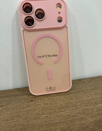 kryt-iphone-17-pro-max-big-3