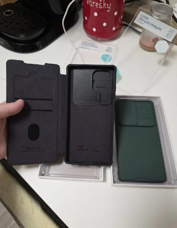 novy-obal-samsung-galaxy-s25-ultra-big-3