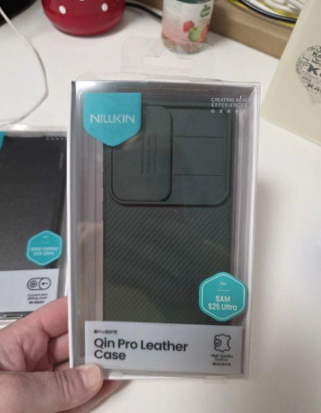 novy-obal-samsung-galaxy-s25-ultra-big-1