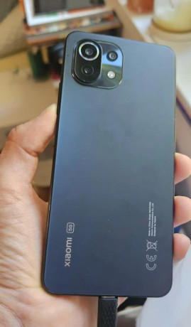 xiaomi-mi-11-lite-5g-truffle-black-8gb128gb-big-1