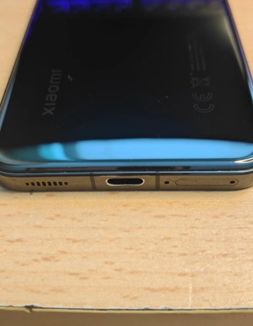 predam-mobil-xiaomi-mi-13-big-1