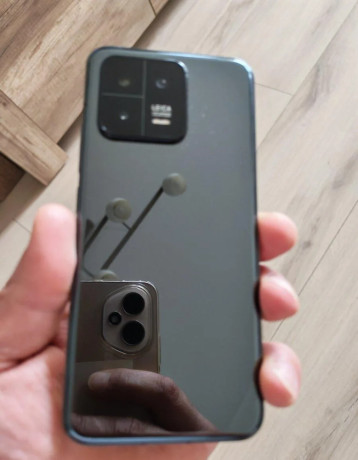 xiaomi-13-black-big-2