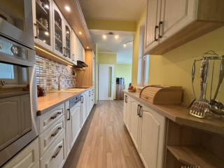 na-predaj-4-izb-byt-v-novostavbe-s-garazou-trencianske-sta