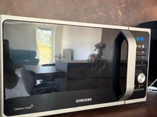mikrovlnka-samsung
