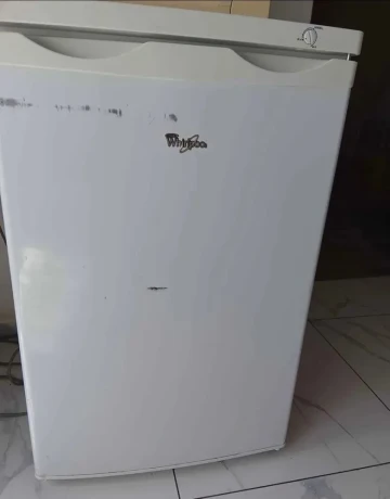 mrazak-whirlpool-big-0