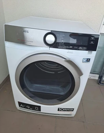 susicka-aeg-series-8000-9-kg-a-na-opravu-diely-big-0