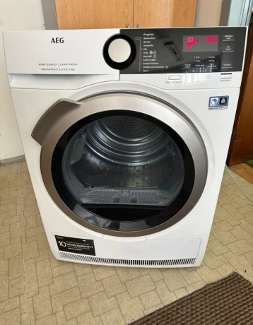 aeg-8000-series-big-0
