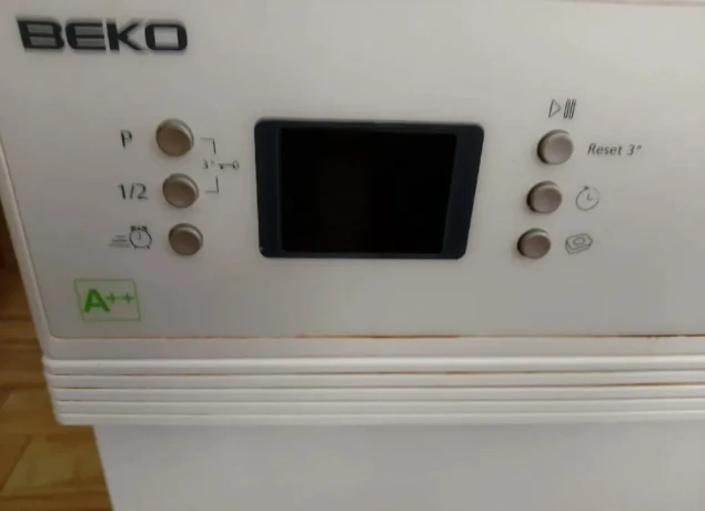 umyvacka-riadu-beko-dsn-6841-big-1