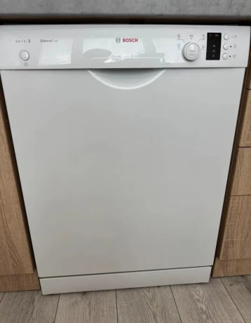 bosch-serie-2-umyvacka-riadu-15-roka-vyborny-stav-big-0