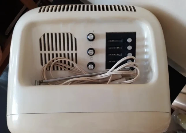 retro-televizortesla-typ-4-156-ab-big-2
