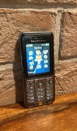 sonyericsson-k530i-big-4